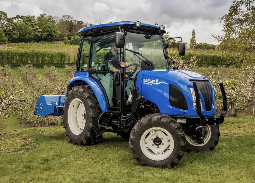 New Holland plans first UK display of new T5 Dual Command at LAMMA 2025